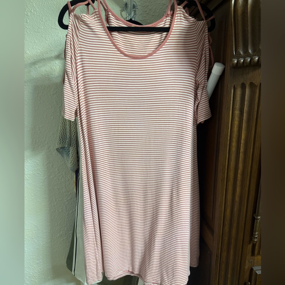 Heart Hips Striped Mini Dress - Pink and White - Picture 5 of 5